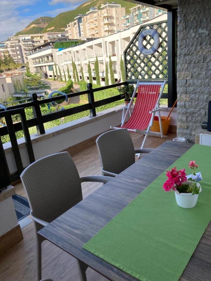 Aldi'S Guest House Vlorë Exteriör bild