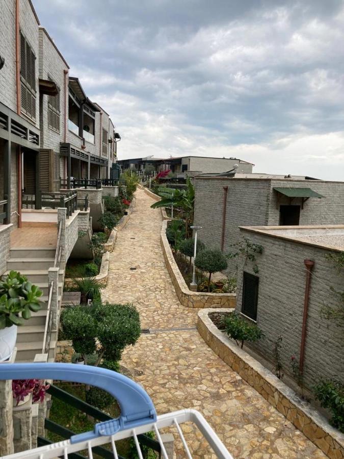 Aldi'S Guest House Vlorë Exteriör bild