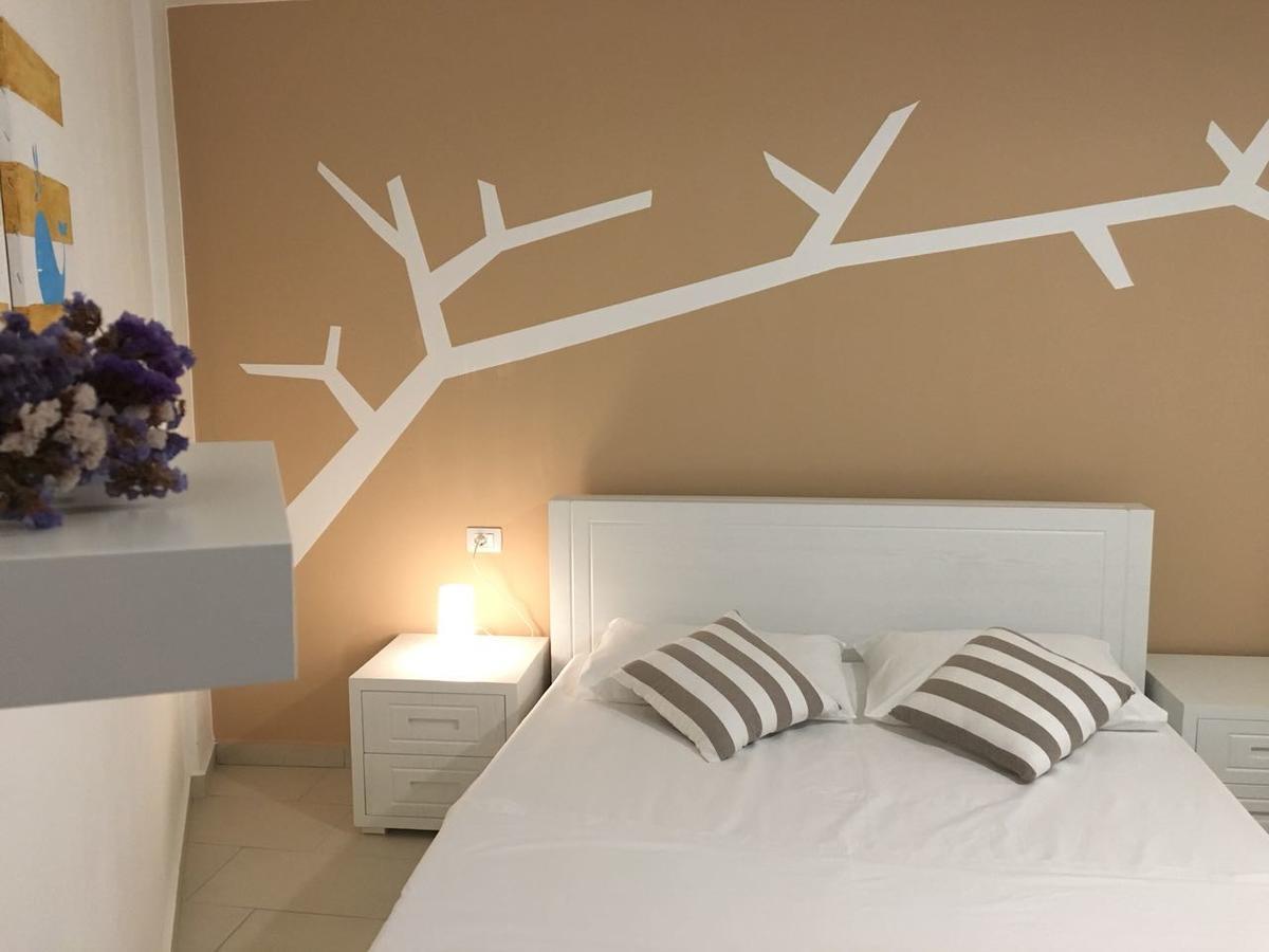 Aldi'S Guest House Vlorë Exteriör bild